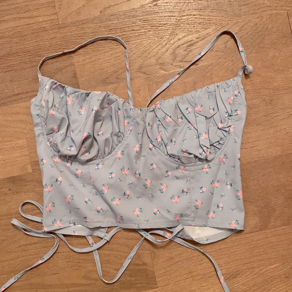 •shein top •blue with pink flowers